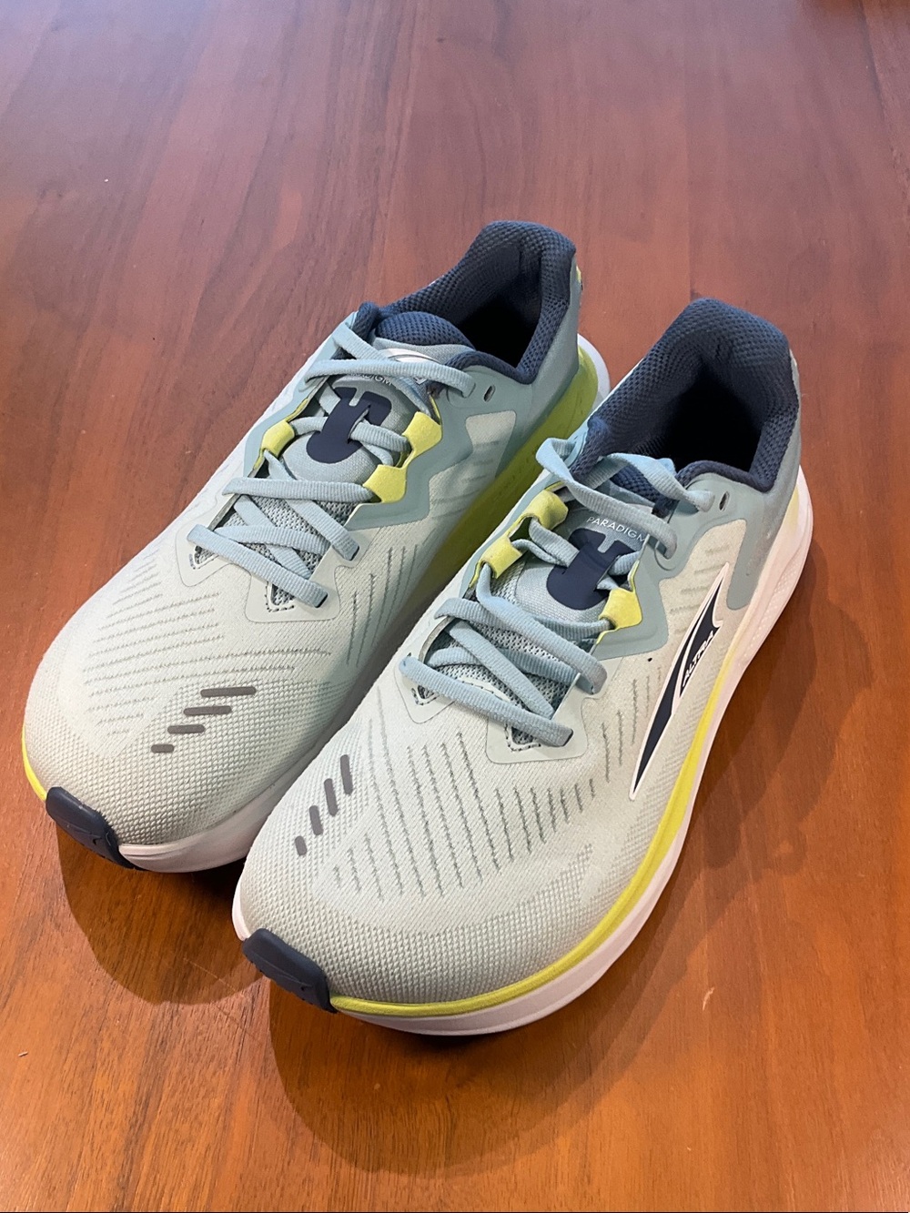 Paradigm 8 Altra women’s Light Blue Running Sneakers with Yellow sample